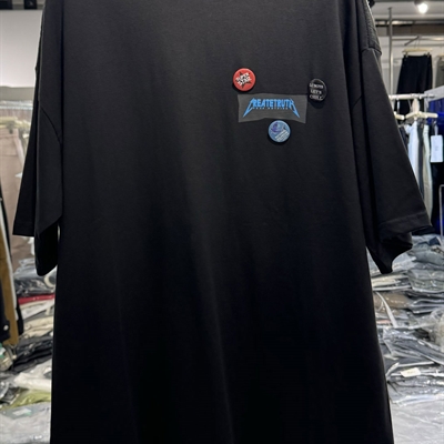 市场上装-T恤-电商T恤