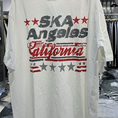 市场上装-T恤-电商T恤