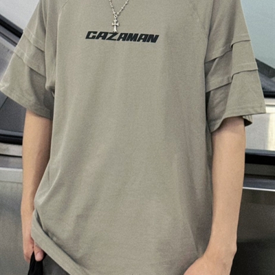 市场上装-T恤-电商T恤