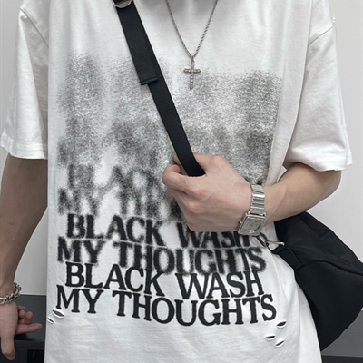 市场上装-T恤-电商T恤