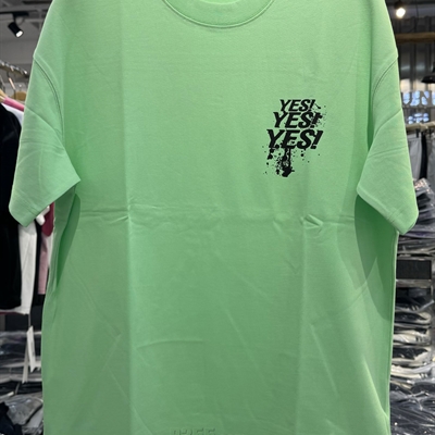 市场上装-T恤-电商T恤