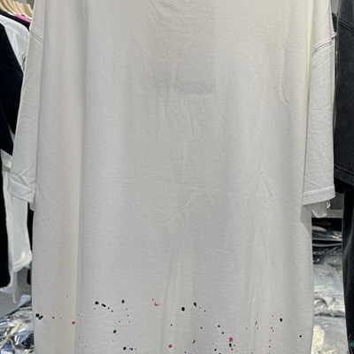 市场上装-T恤-电商T恤