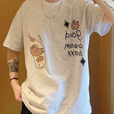 市场上装-T恤-电商T恤