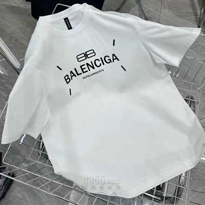 市场上装-T恤-欧货T恤