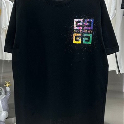 市场上装-T恤-欧货T恤