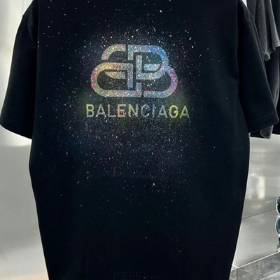 市场上装-T恤-欧货T恤