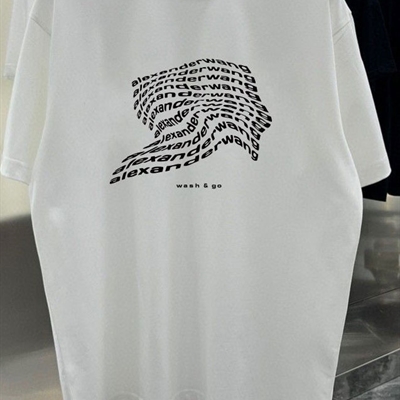 市场上装-T恤-欧货T恤