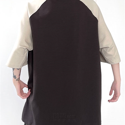 市场上装-T恤-电商T恤