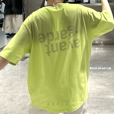 市场上装-T恤-休闲T恤