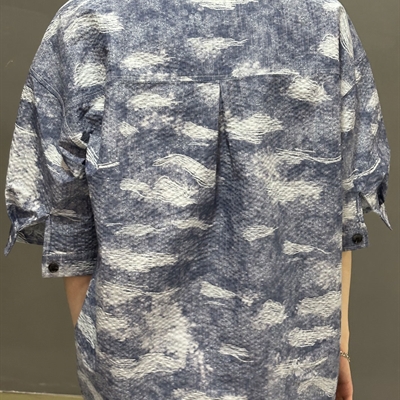 市场上装-衬衫-休闲衬衫