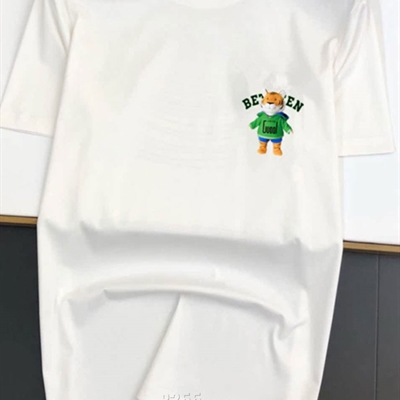 市场上装-T恤-欧货T恤