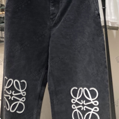 商场品牌-牛仔裤-牛仔裤{实拍}