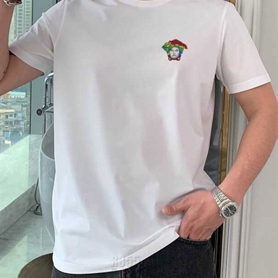 市场上装-T恤-欧货T恤