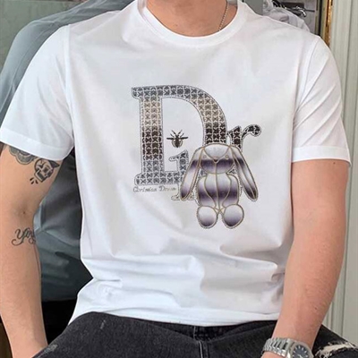 市场上装-T恤-欧货T恤