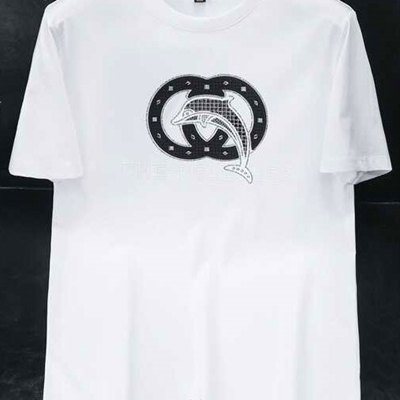 市场上装-T恤-欧货T恤