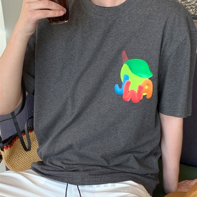 市场上装-T恤-电商T恤