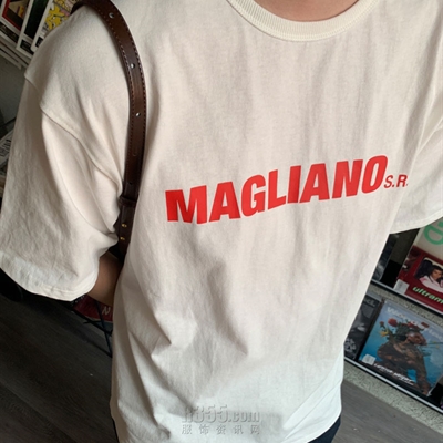 市场上装-T恤-电商T恤