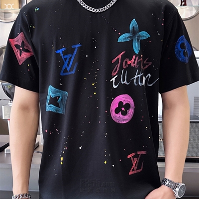 市场上装-T恤-欧货T恤