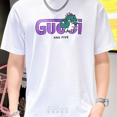 市场上装-T恤-欧货T恤