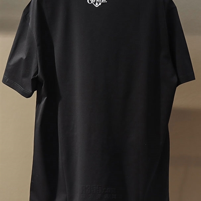 市场上装-T恤-欧货T恤