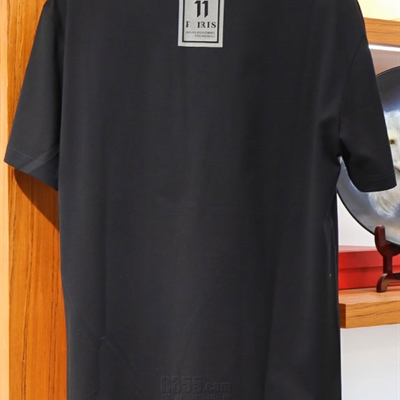 市场上装-T恤-欧货T恤