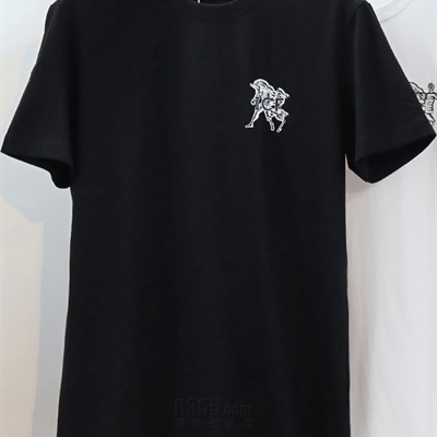 市场上装-T恤-欧货T恤