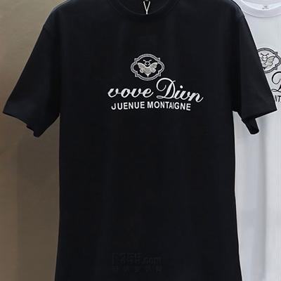 市场上装-T恤-欧货T恤