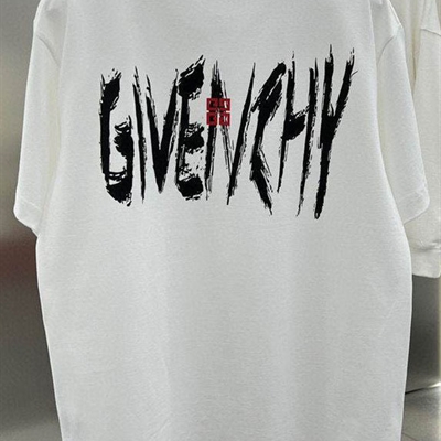 市场上装-T恤-欧货T恤