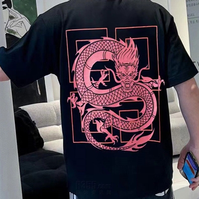 市场上装-T恤-欧货T恤