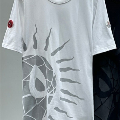 市场上装-T恤-欧货T恤