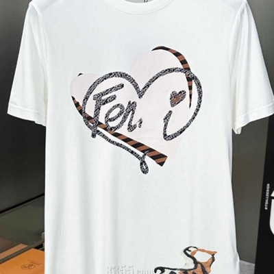 市场上装-T恤-欧货T恤