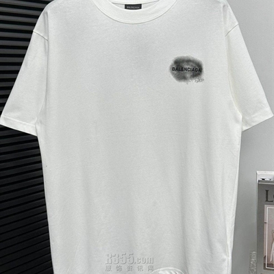 市场上装-T恤-欧货T恤