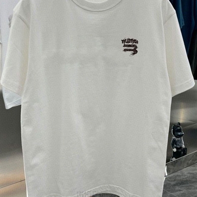 市场上装-T恤-欧货T恤