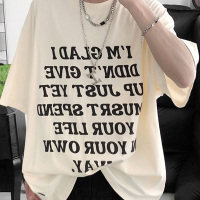 市场上装-T恤-电商T恤