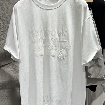 市场上装-T恤-休闲T恤