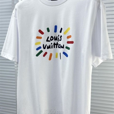 市场上装-T恤-欧货T恤