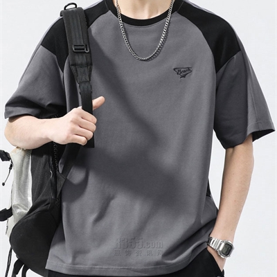 市场上装-T恤-电商T恤