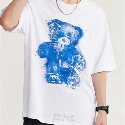 市场上装-T恤-电商T恤