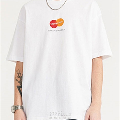 市场上装-T恤-电商T恤