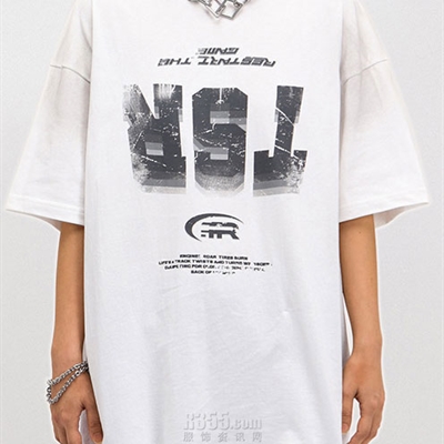 市场上装-T恤-电商T恤