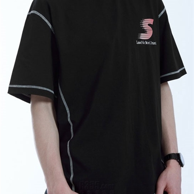 市场上装-T恤-电商T恤