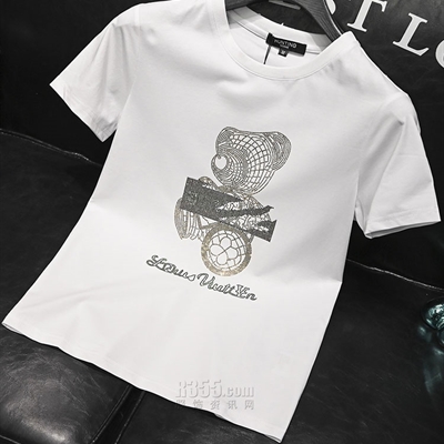 市场上装-T恤-欧货T恤