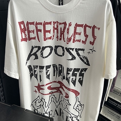 市场上装-T恤-电商T恤