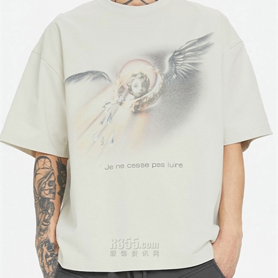 市场上装-T恤-电商T恤