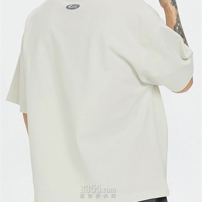 市场上装-T恤-电商T恤