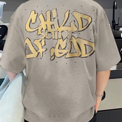 市场上装-T恤-电商T恤