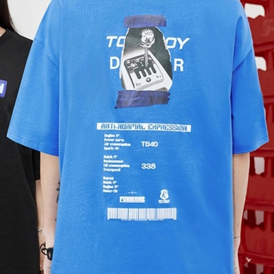 市场上装-T恤-电商T恤