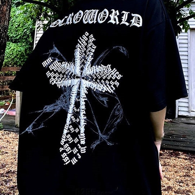 市场上装-T恤-电商T恤