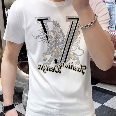 市场上装-T恤-欧货T恤