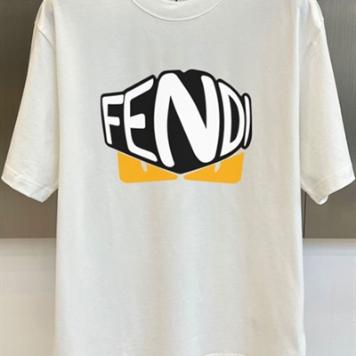 市场上装-T恤-欧货T恤